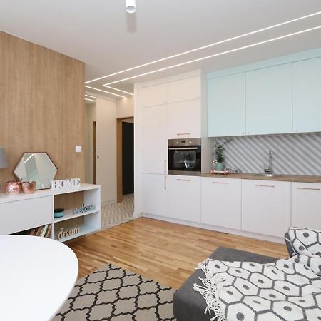 Romaszewskiego Zoliborz Bedroom Pokoj Metro Varsavia Esterno foto