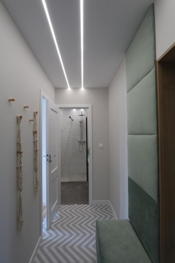 Romaszewskiego Zoliborz Bedroom Pokoj Metro Varsavia Esterno foto
