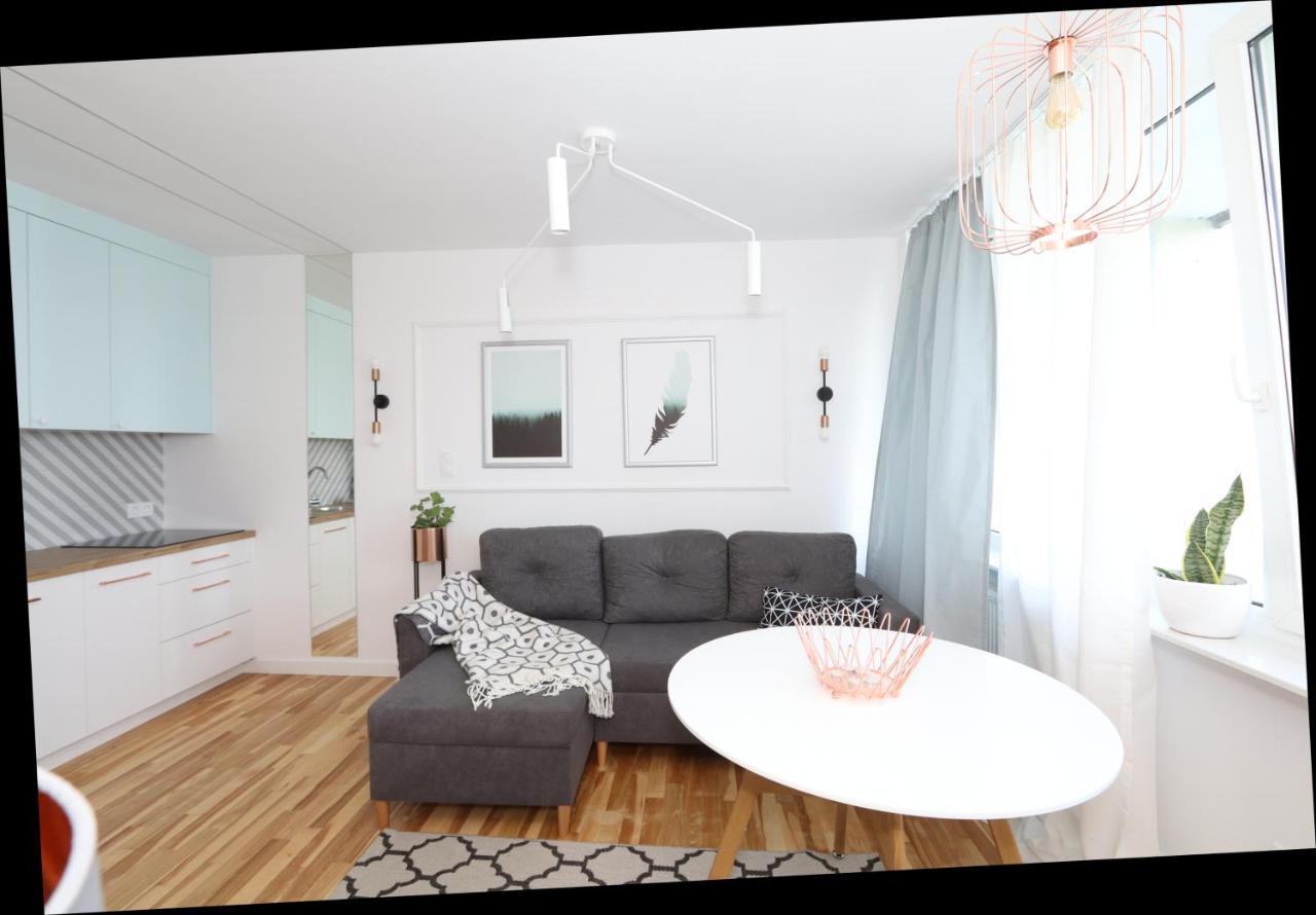 Romaszewskiego Zoliborz Bedroom Pokoj Metro Varsavia Esterno foto