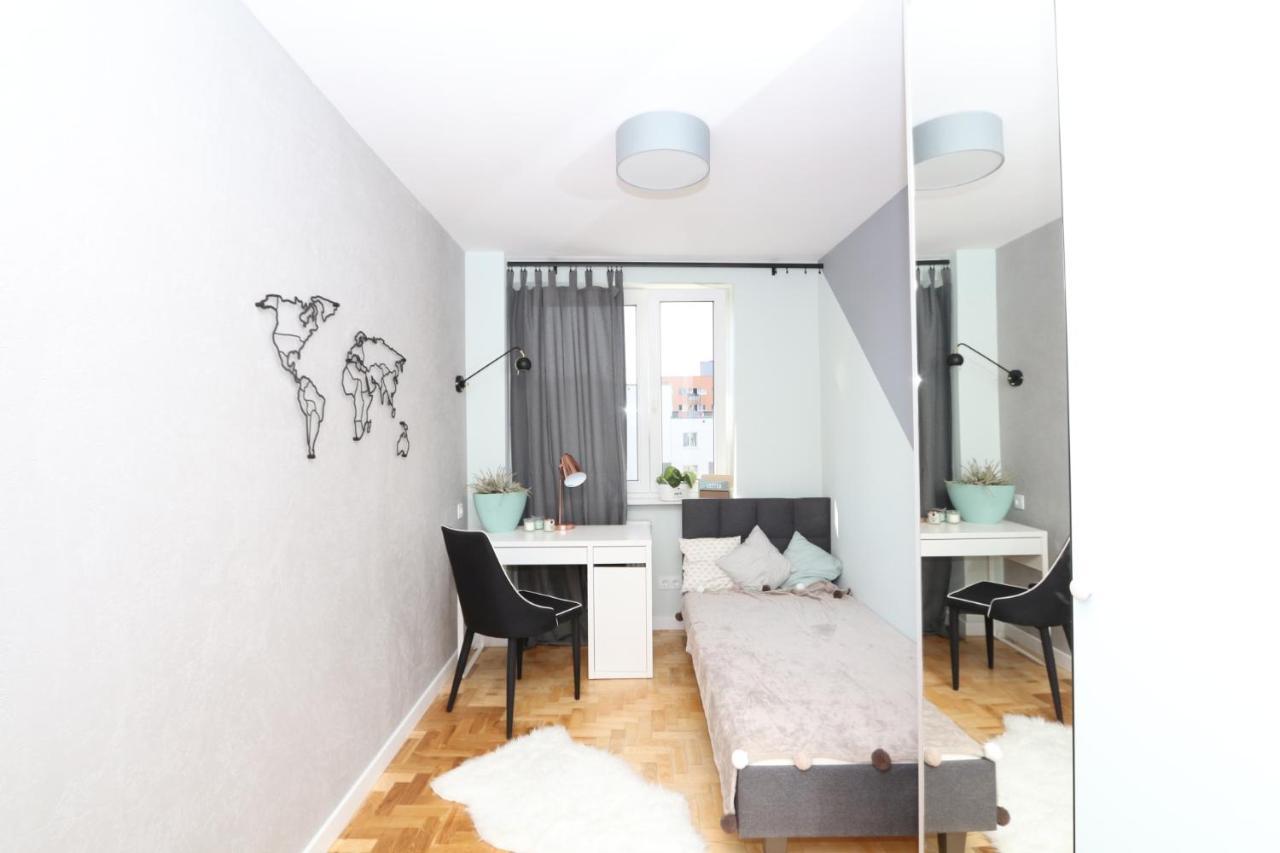 Romaszewskiego Zoliborz Bedroom Pokoj Metro Varsavia Esterno foto