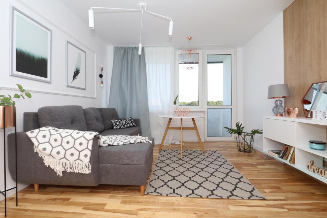 Romaszewskiego Zoliborz Bedroom Pokoj Metro Varsavia Esterno foto