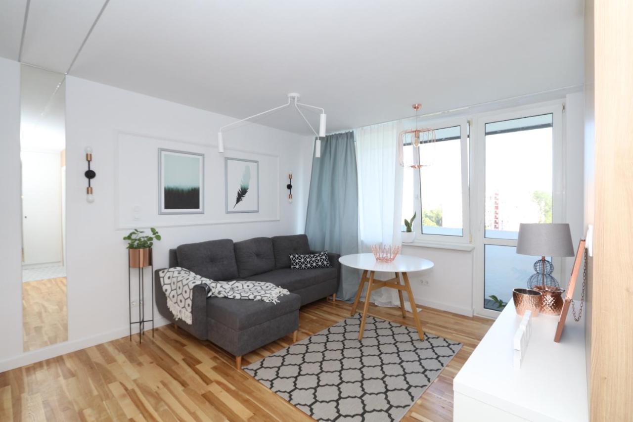 Romaszewskiego Zoliborz Bedroom Pokoj Metro Varsavia Esterno foto
