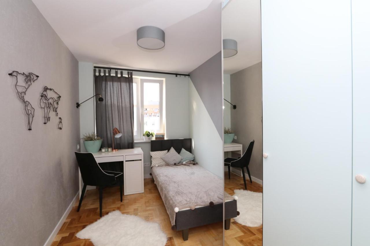 Romaszewskiego Zoliborz Bedroom Pokoj Metro Varsavia Esterno foto