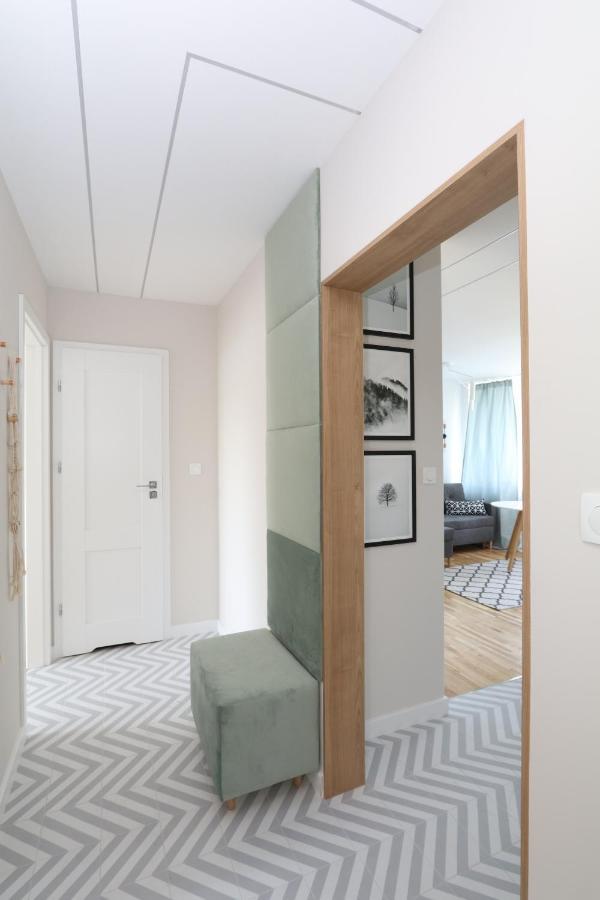 Romaszewskiego Zoliborz Bedroom Pokoj Metro Varsavia Esterno foto